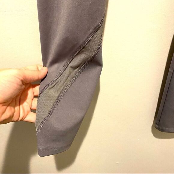 Forever 21 gray workout leggings pockets mesh Xs - Picture 4 of 7